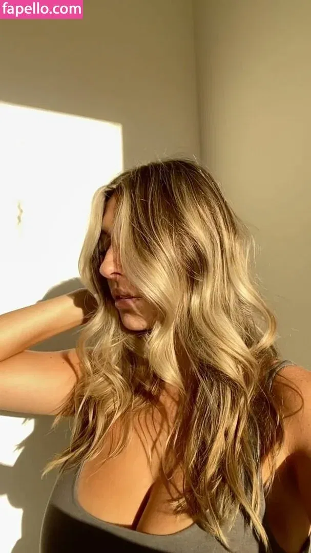 Abbey Wilson Onlyfans Photo Gallery 