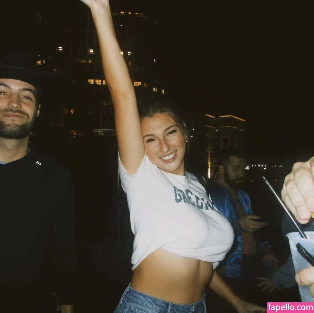 Abbey Wilson Onlyfans Photo Gallery 