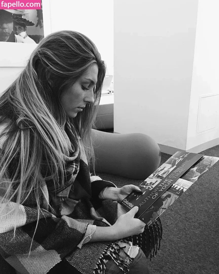 Abbey Wilson Onlyfans Photo Gallery 