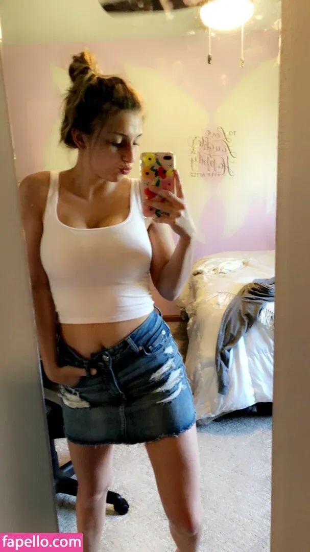 Abbey Wilson Onlyfans Photo Gallery 