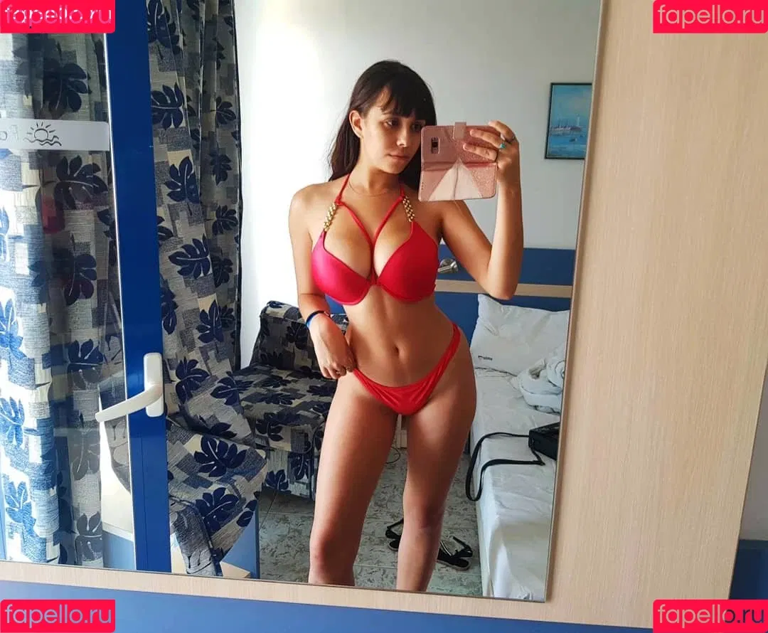 Soheila Clifford Onlyfans Photo Gallery 