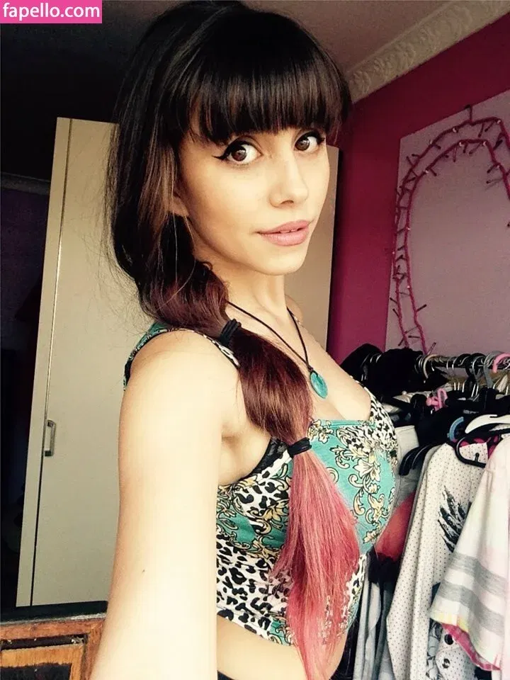 Soheila Clifford Onlyfans Photo Gallery 