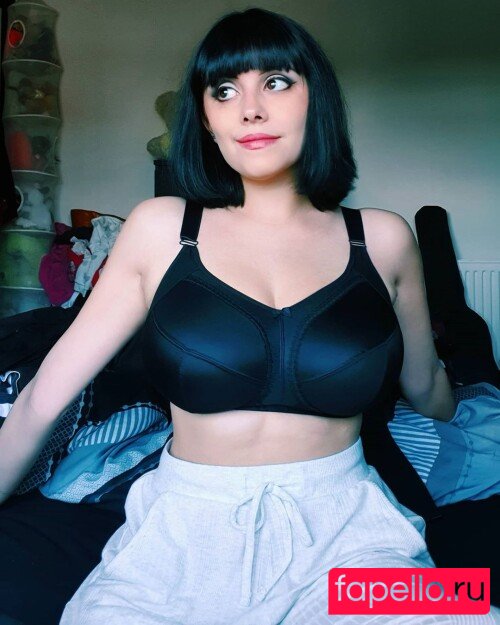 Soheila Clifford Onlyfans Photo Gallery 