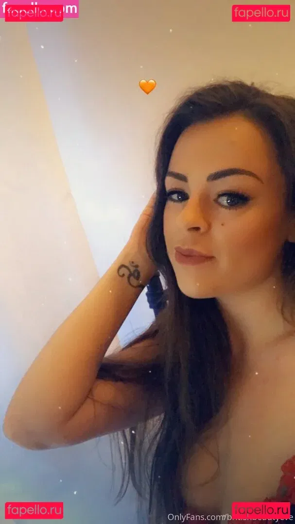 Britishbeautyeve Onlyfans Photo Gallery 