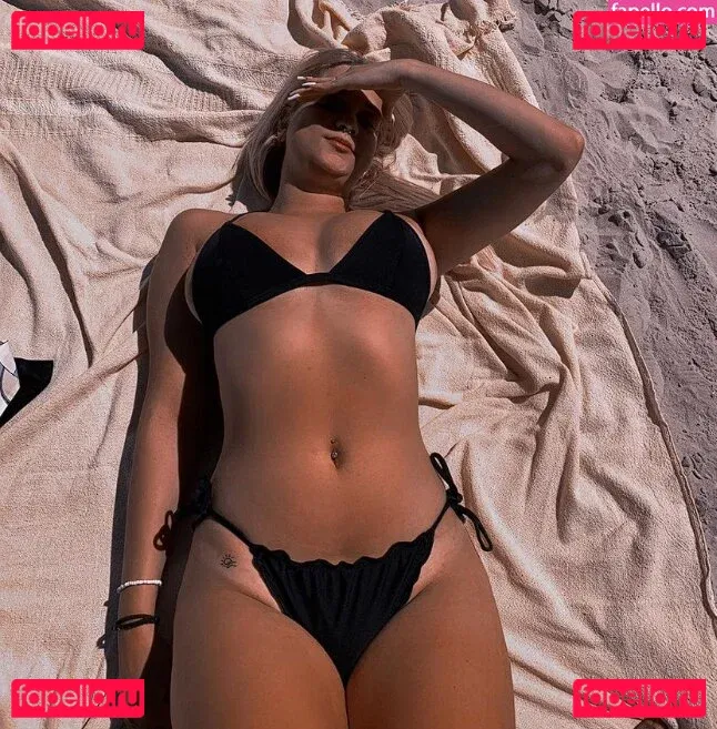 Lu Bertolini Onlyfans Photo Gallery 