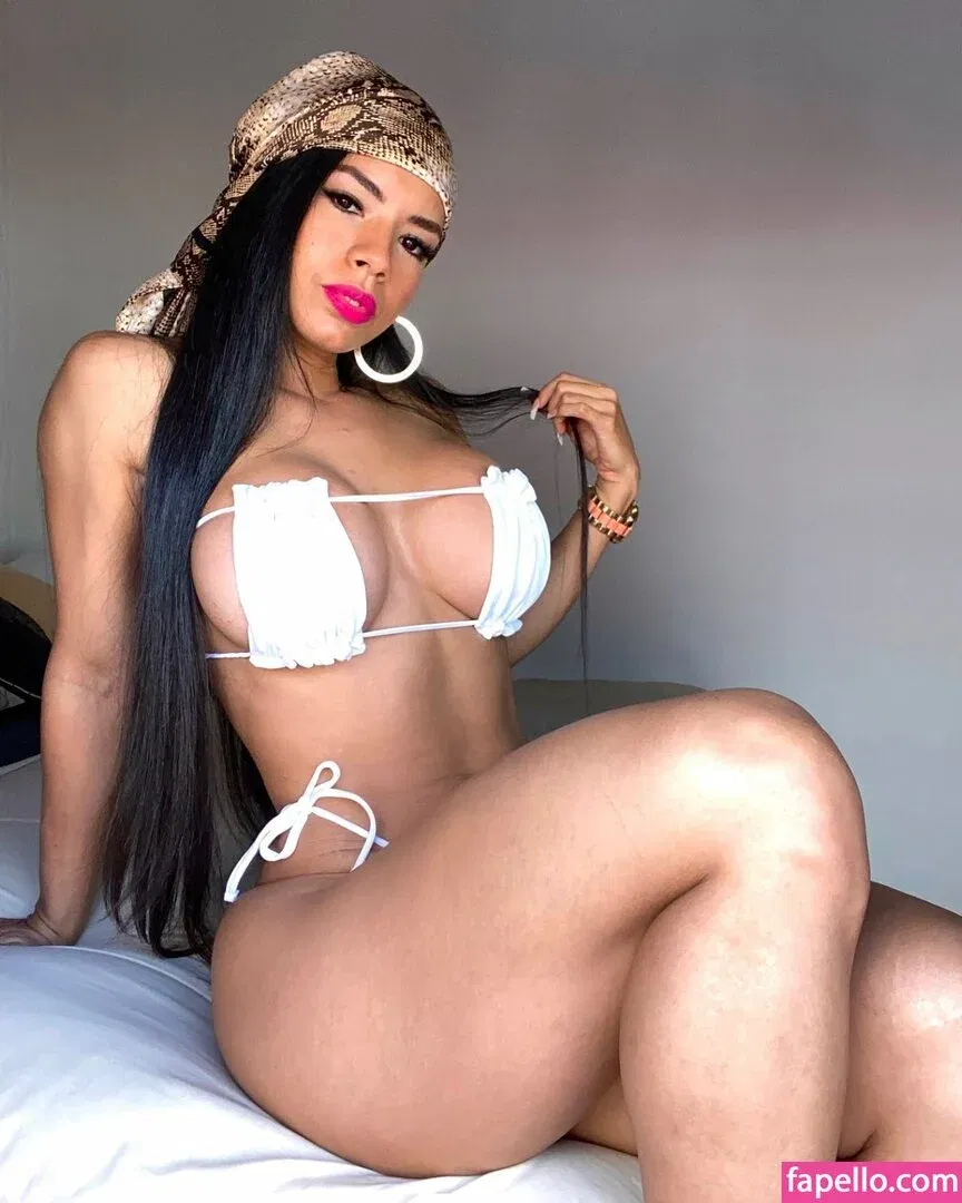 Alejandra Vidal Onlyfans Photo Gallery 