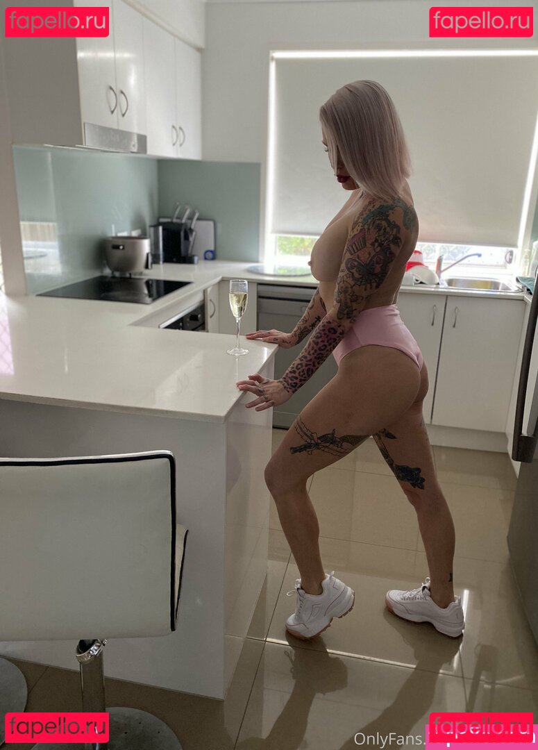 Rowdy Rawlings Nude Onlyfans Photo 37