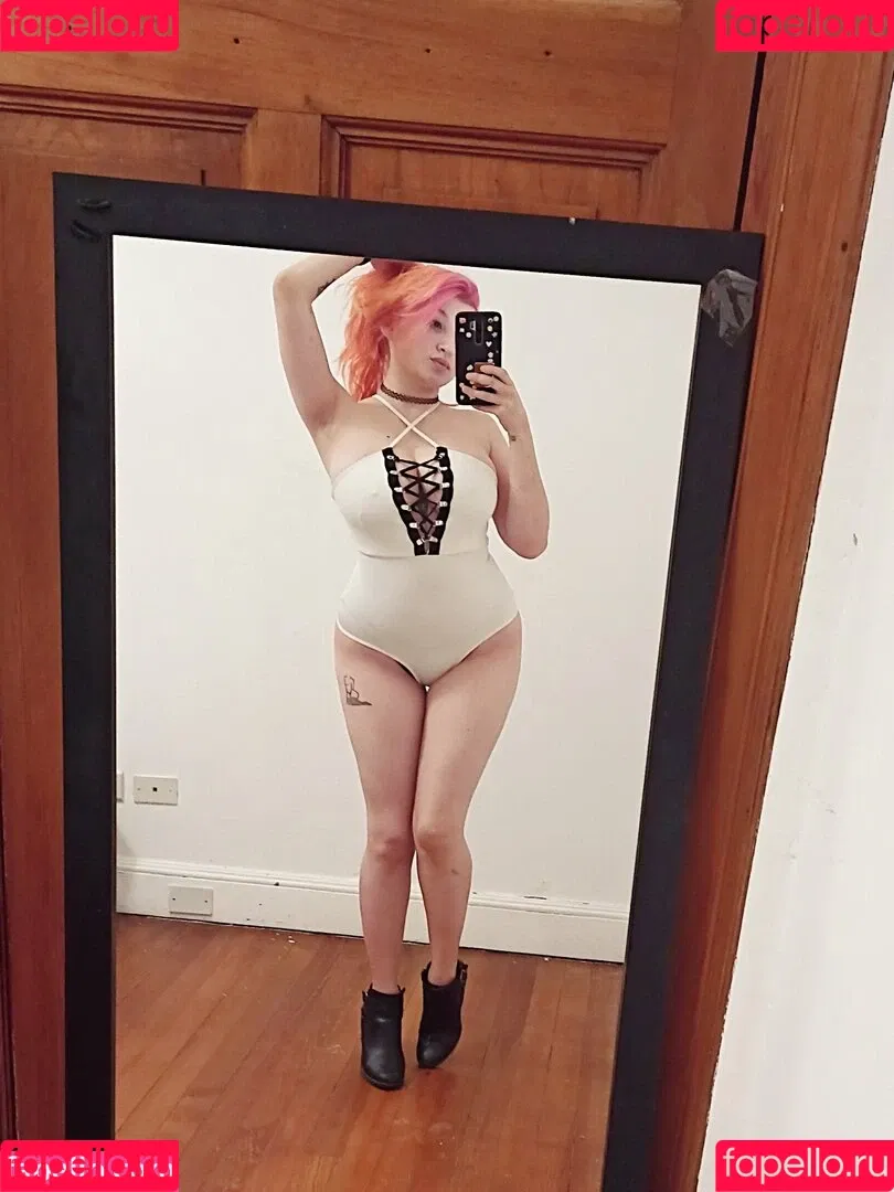 cabaretpanda Onlyfans Photo Gallery 