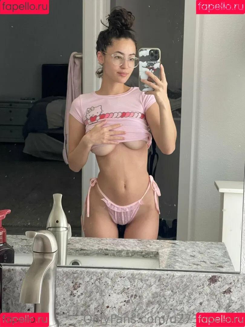 sopheekruz Onlyfans Photo Gallery 