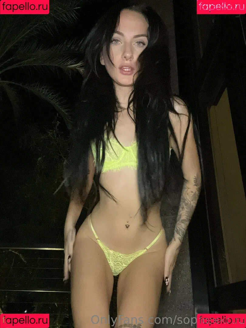 sopheekruz Onlyfans Photo Gallery 