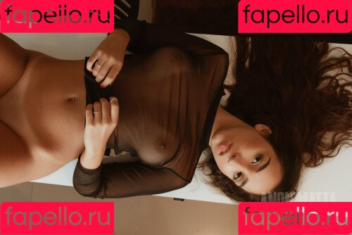 Rebecca Rabelo Onlyfans Photo Gallery 