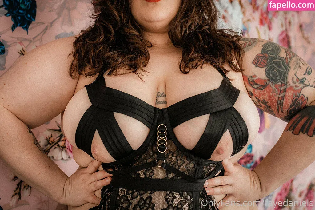 fayedaniels Onlyfans Photo Gallery 