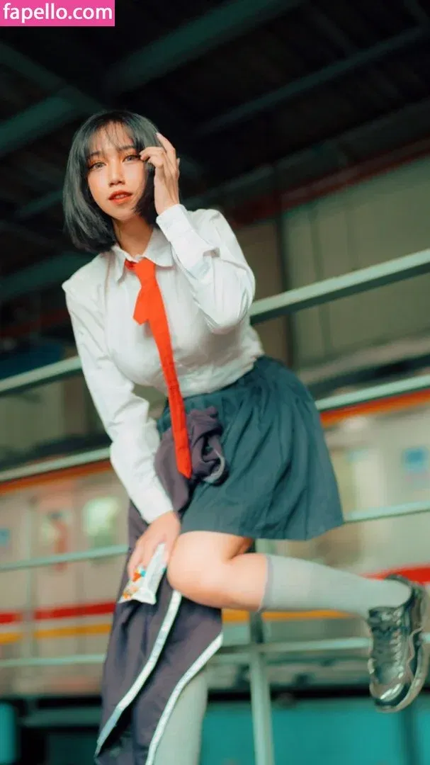 Refeen Onlyfans Photo Gallery 