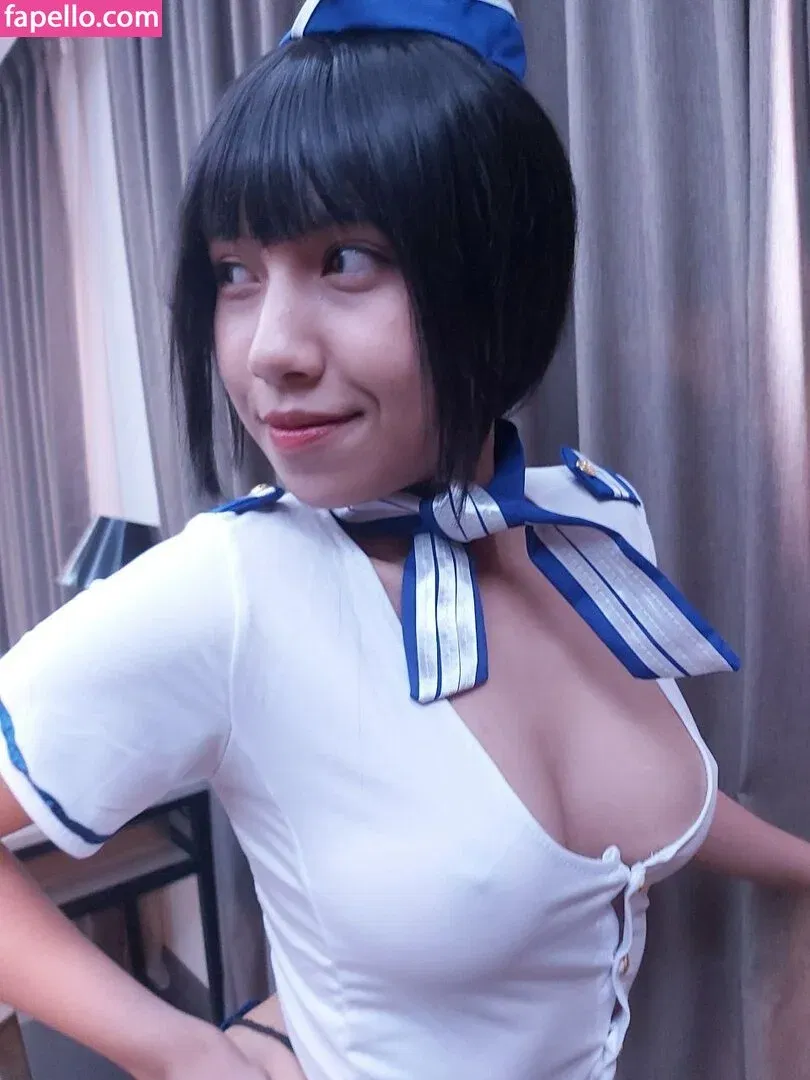 Refeen Onlyfans Photo Gallery 