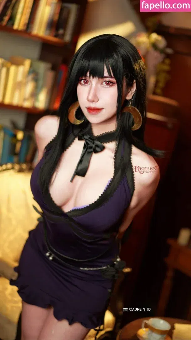 Refeen Onlyfans Photo Gallery 