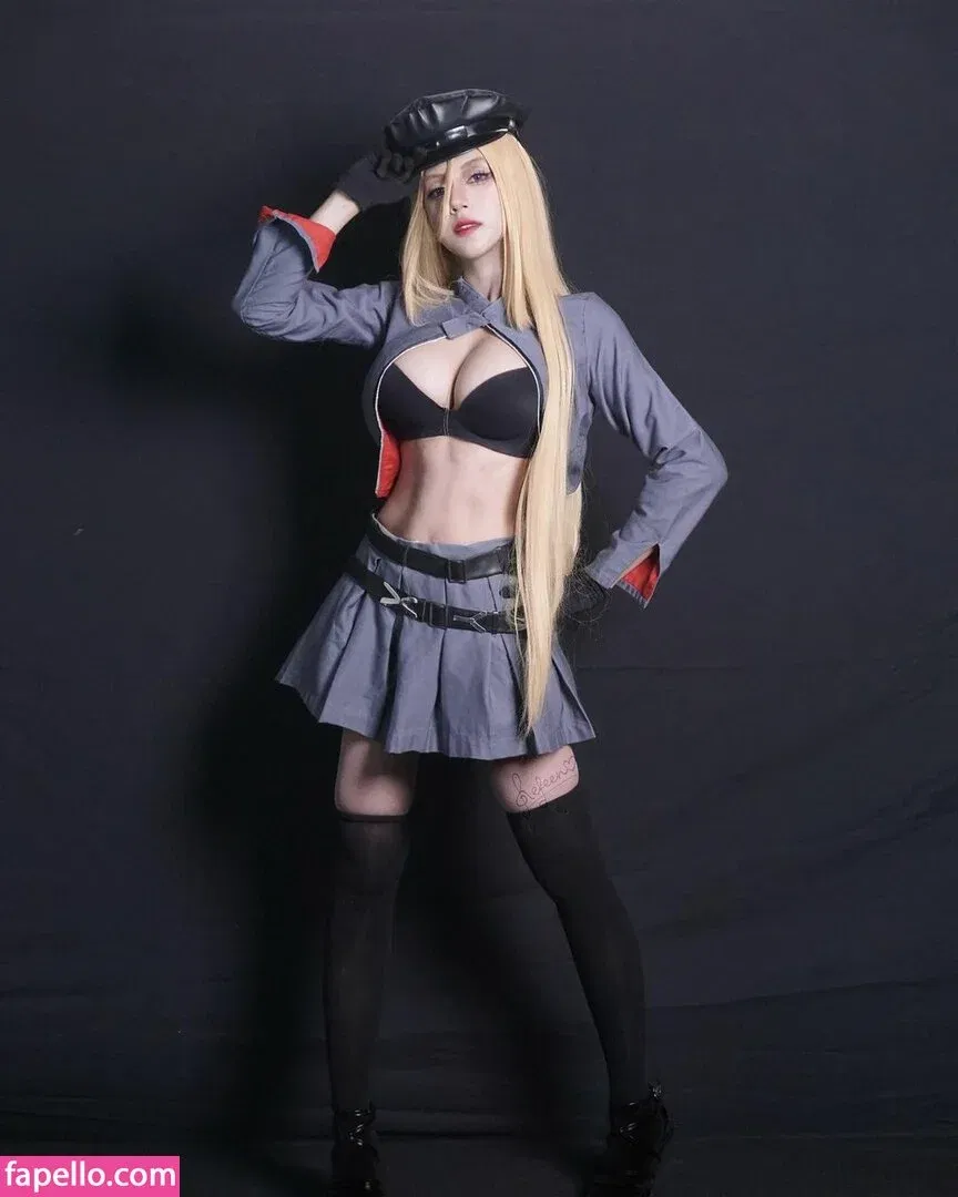 Refeen Onlyfans Photo Gallery 