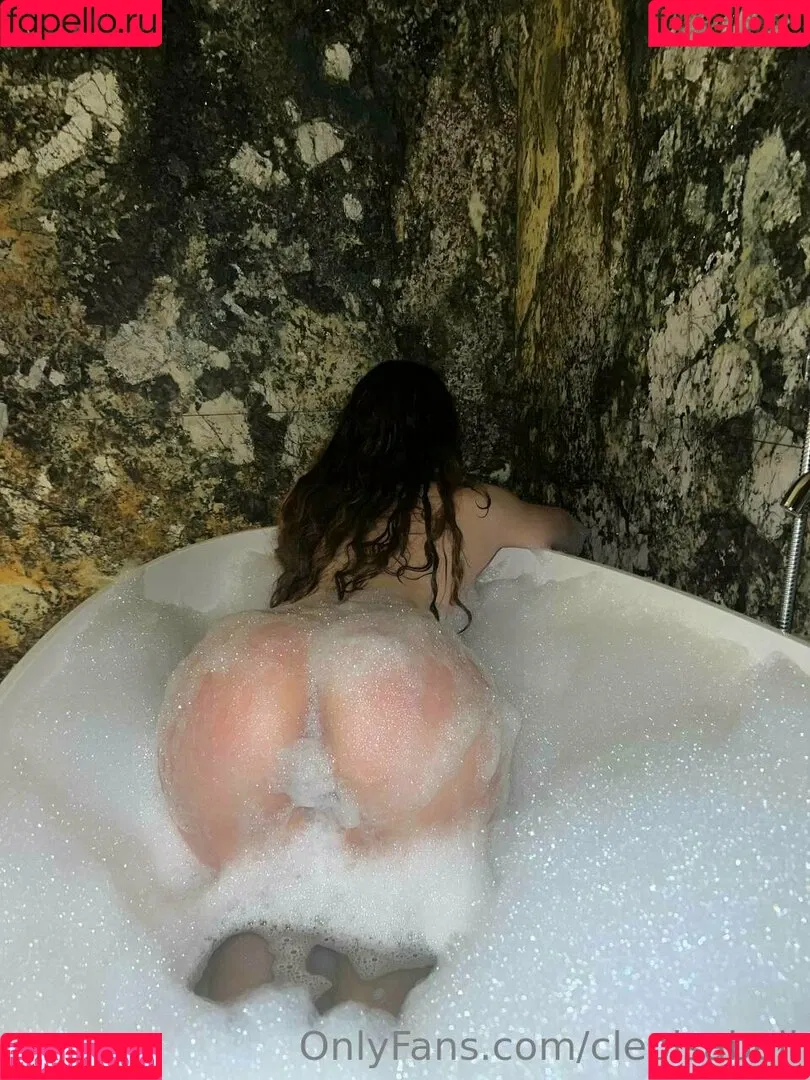 cleoisabell Onlyfans Photo Gallery 