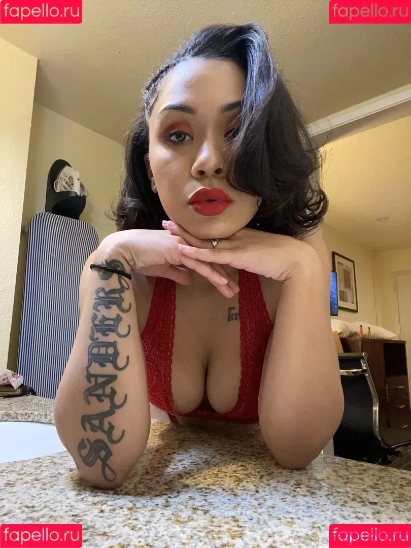 The Lovely Luna Onlyfans Photo Gallery 