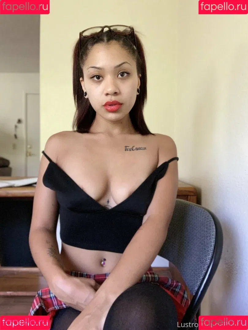 The Lovely Luna Onlyfans Photo Gallery 