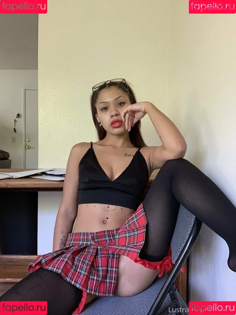 The Lovely Luna Onlyfans Photo Gallery 
