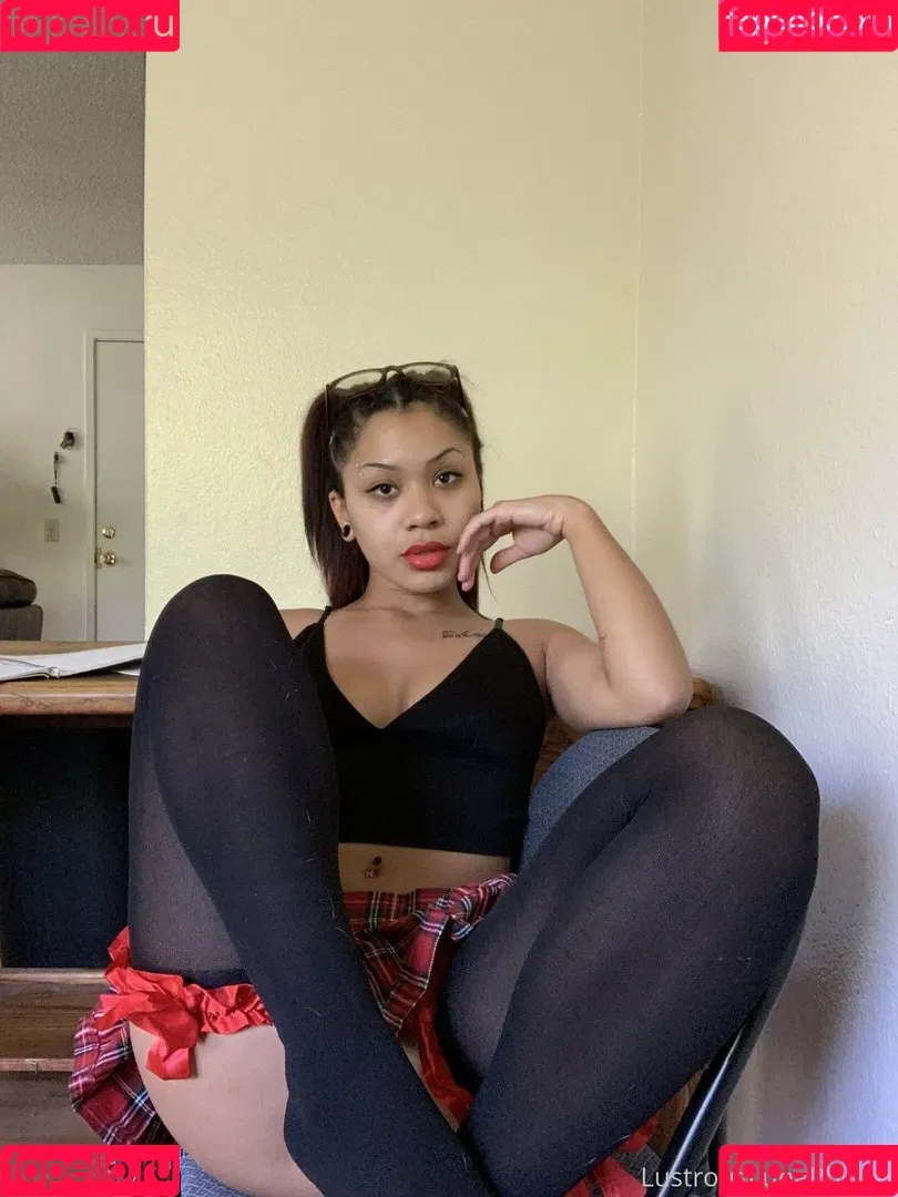 The Lovely Luna Onlyfans Photo Gallery 