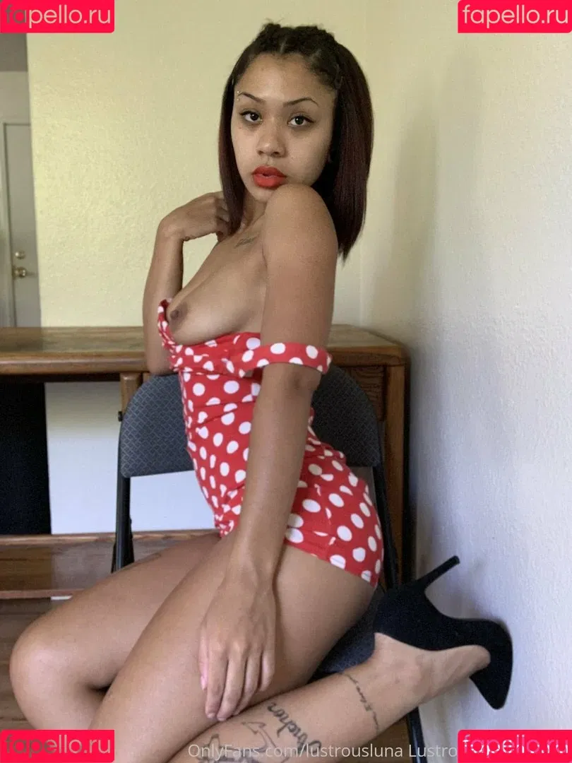 The Lovely Luna Onlyfans Photo Gallery 