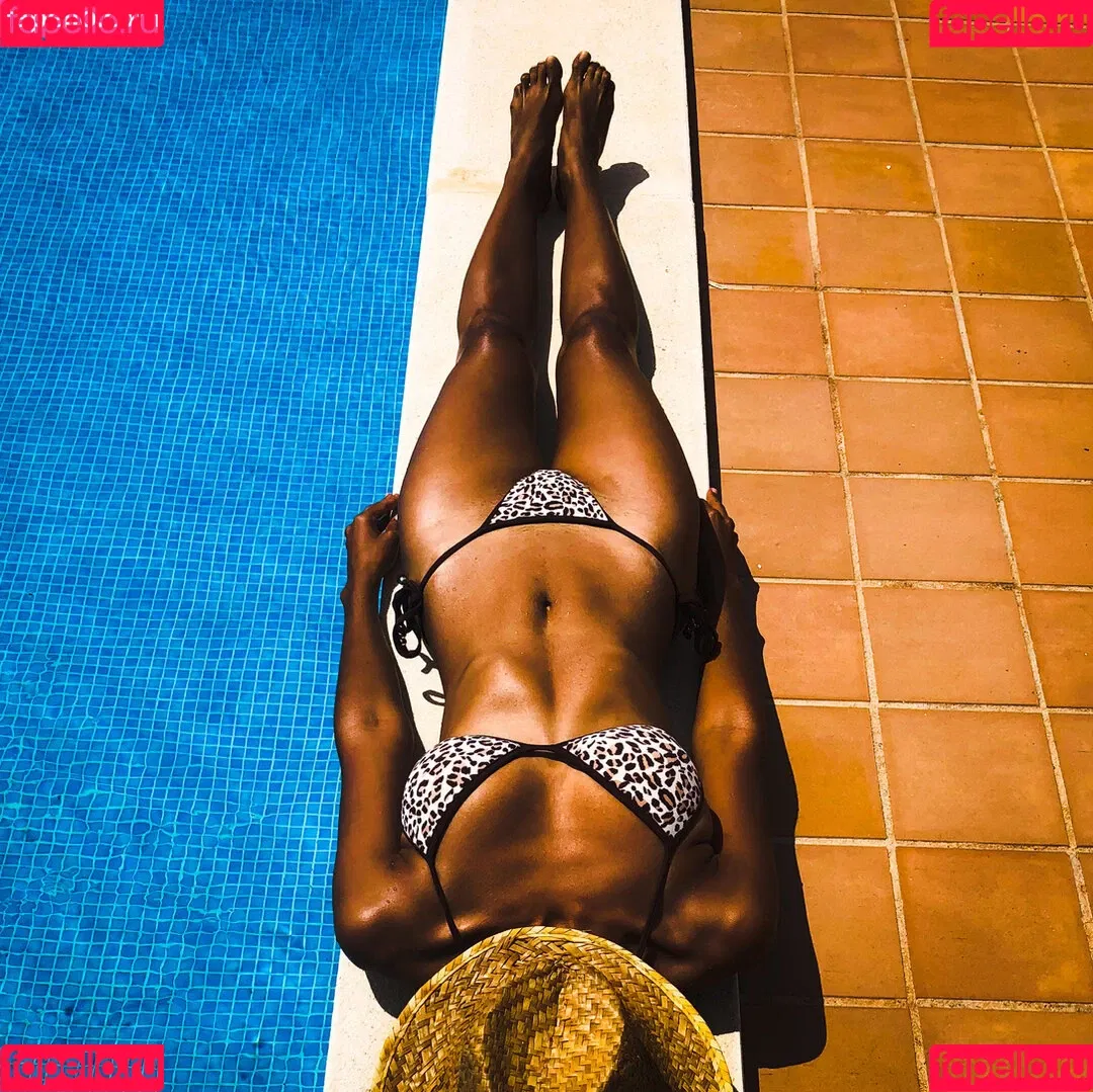 Yilian Cañizares Onlyfans Photo Gallery 