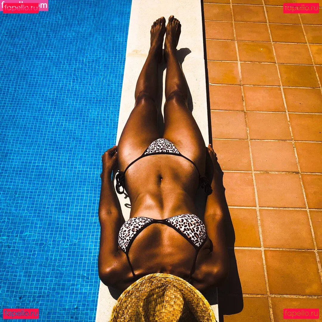 Yilian Cañizares Onlyfans Photo Gallery 