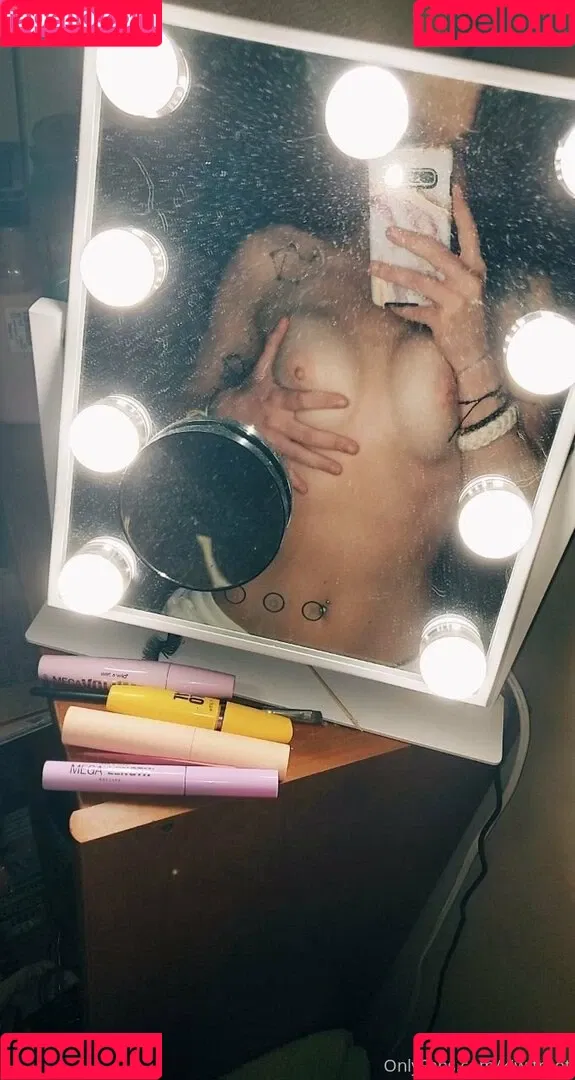 Kiwifroot Onlyfans Photo Gallery 