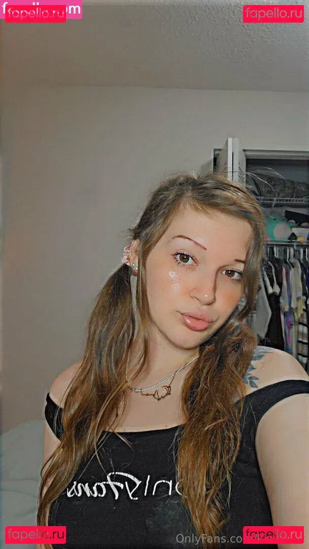 Kiwifroot Onlyfans Photo Gallery 