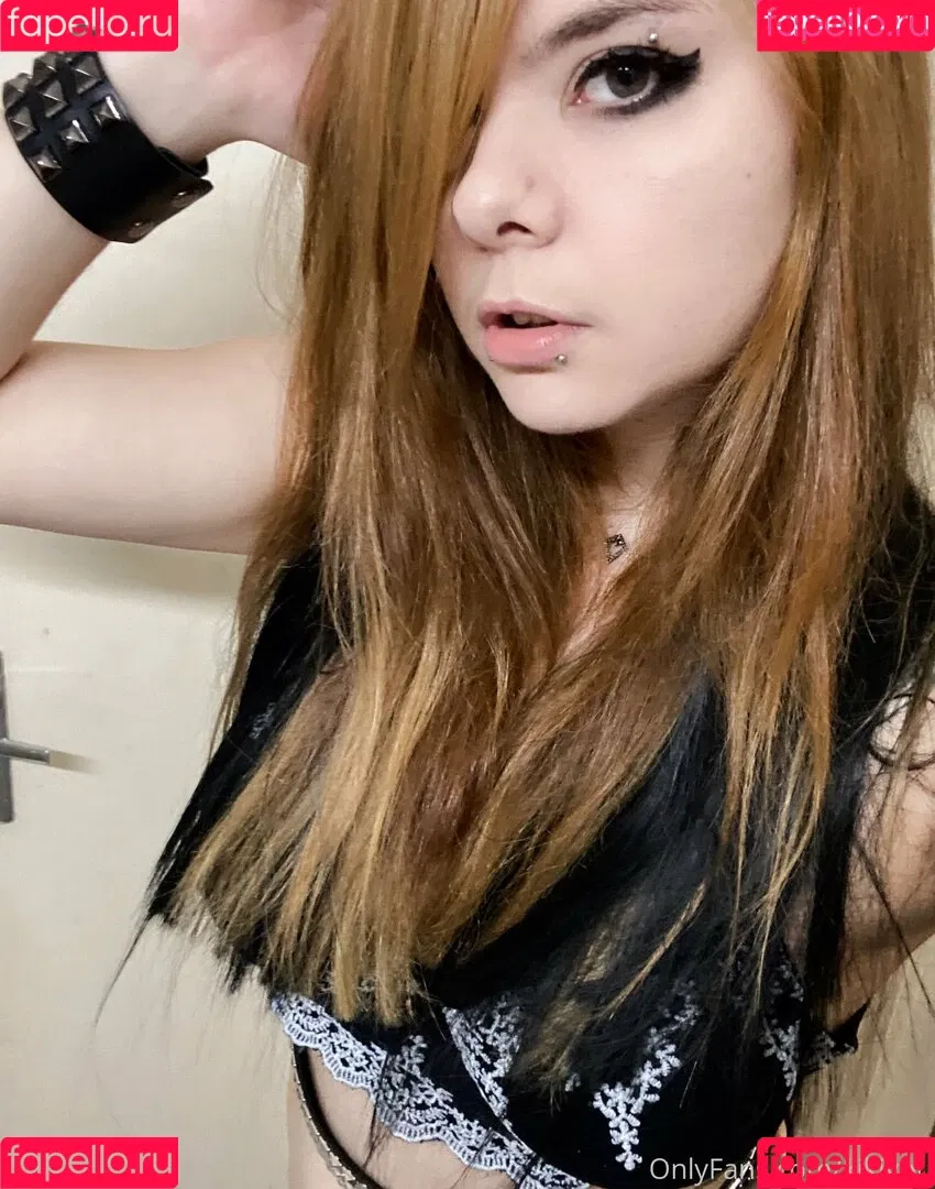 Kikiyou Onlyfans Photo Gallery 