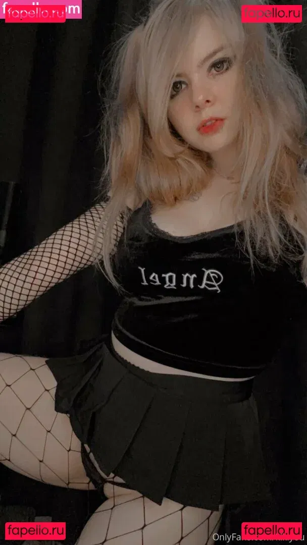 Kikiyou Onlyfans Photo Gallery 