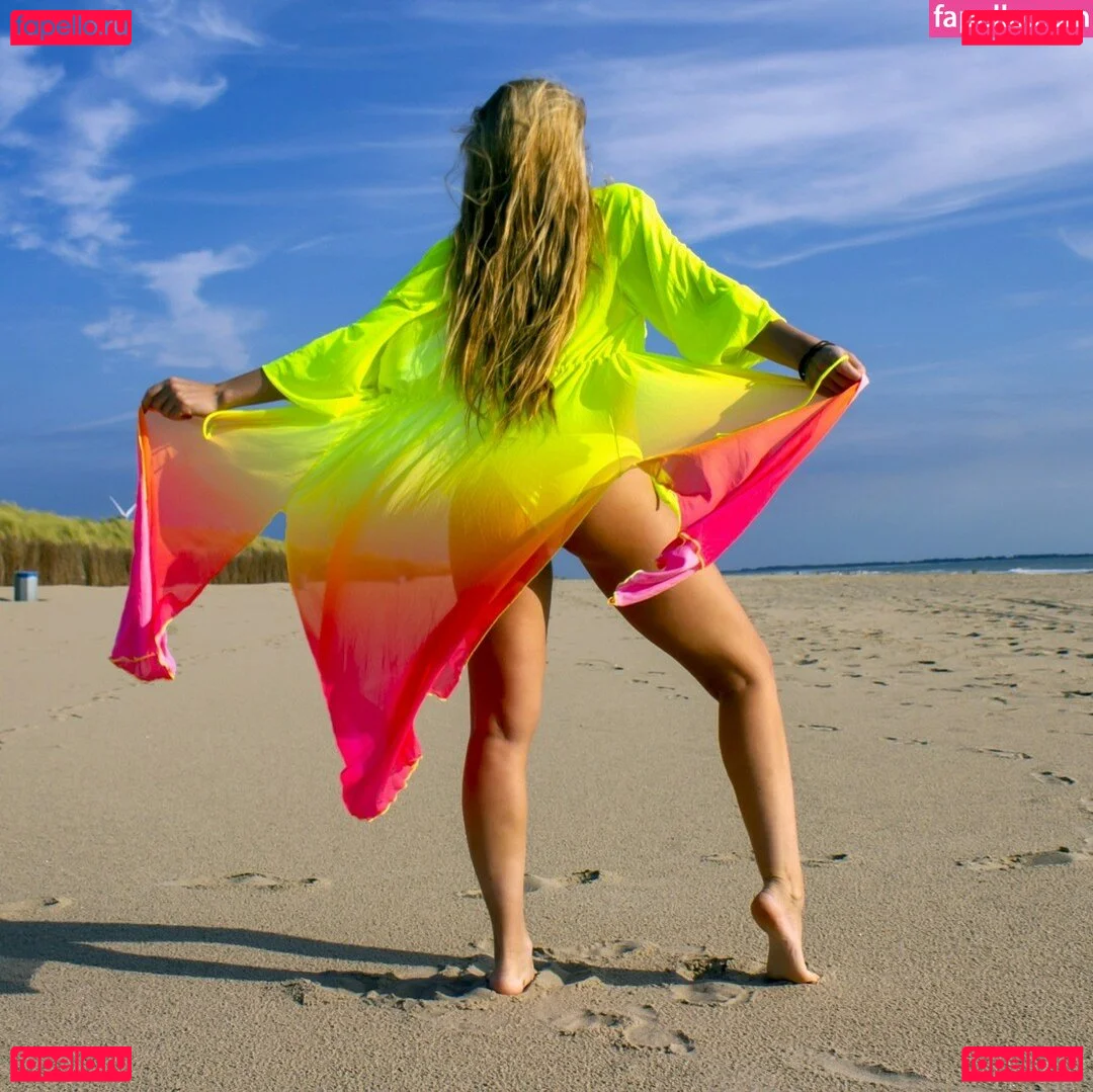 Verona Van De Leur Onlyfans Photo Gallery 