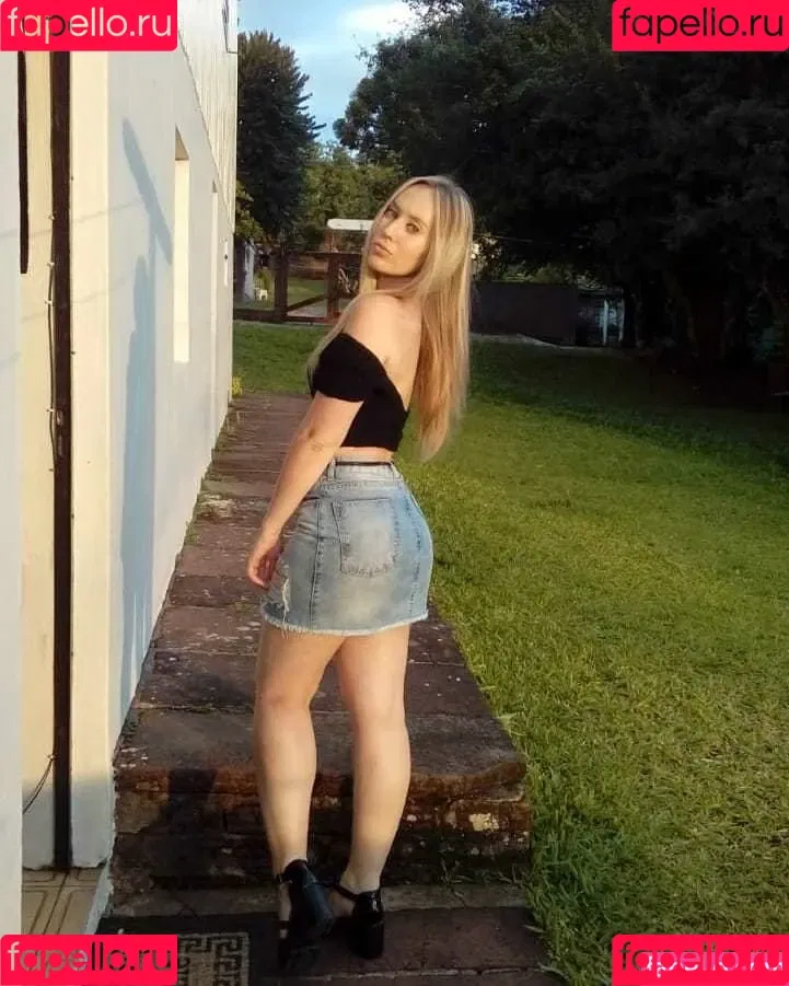 sabrinahnl Onlyfans Photo Gallery 