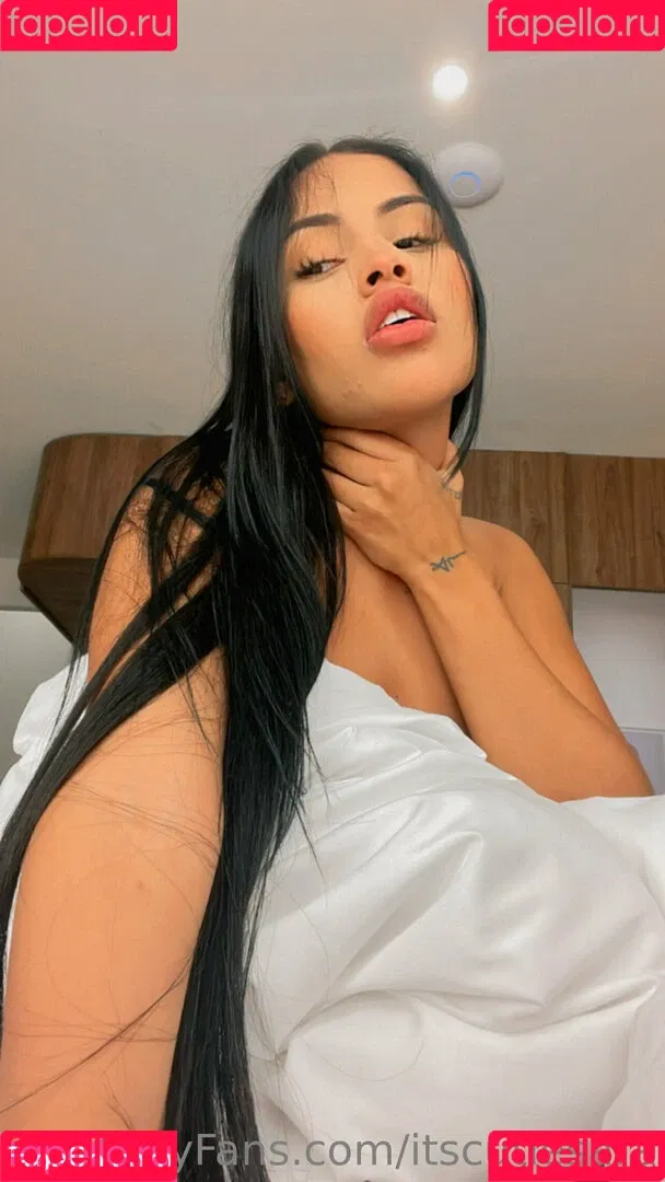 itsthesaracutie Onlyfans Photo Gallery 