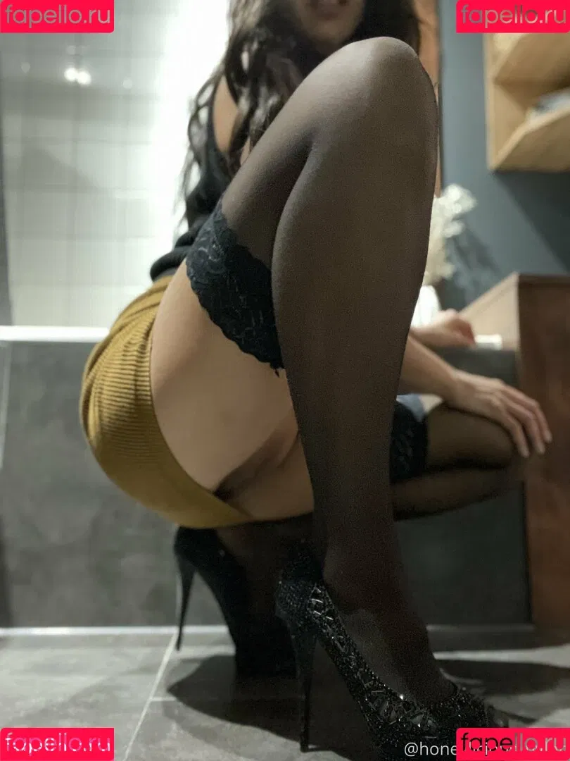 honeylicious_nylon Onlyfans Photo Gallery 