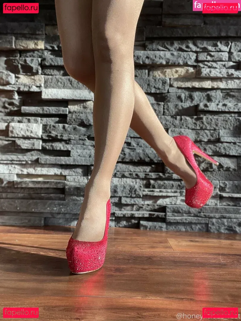 honeylicious_nylon Onlyfans Photo Gallery 