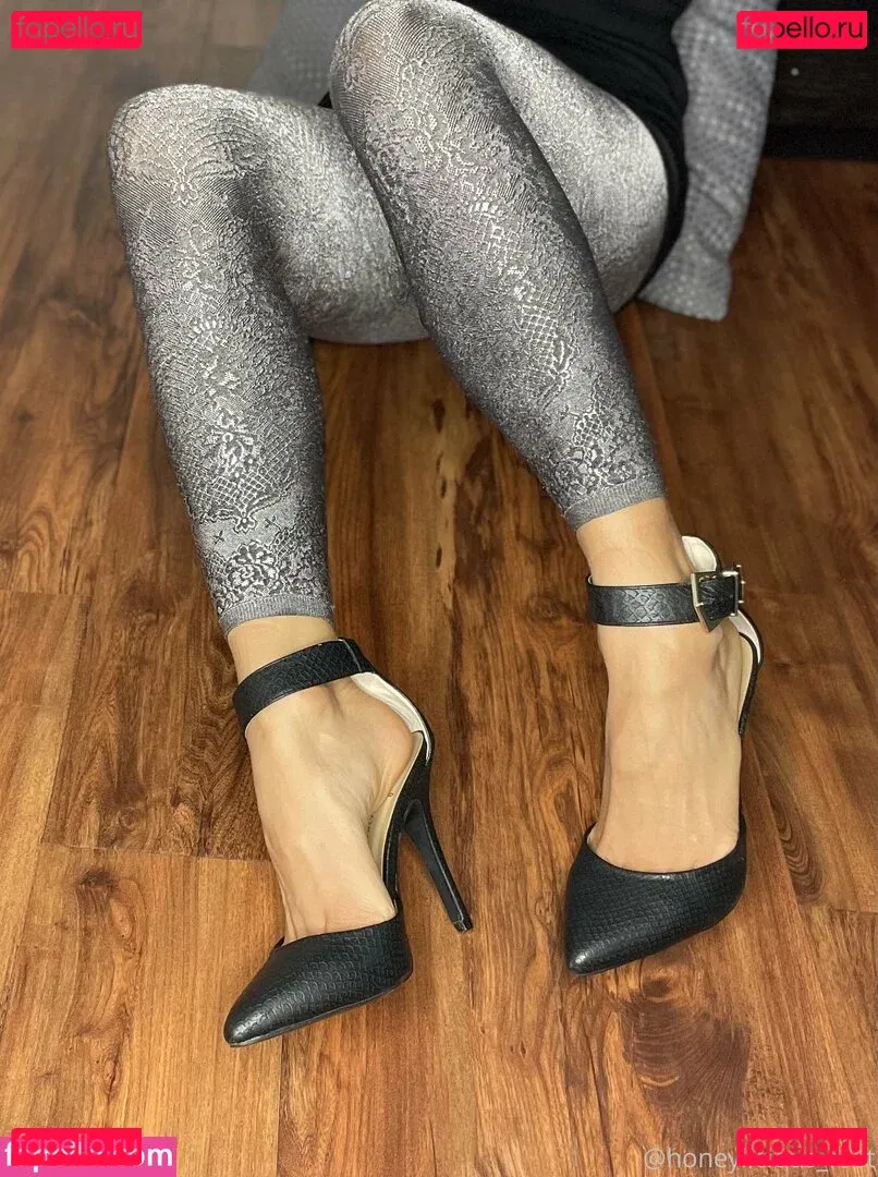 honeylicious_nylon Onlyfans Photo Gallery 