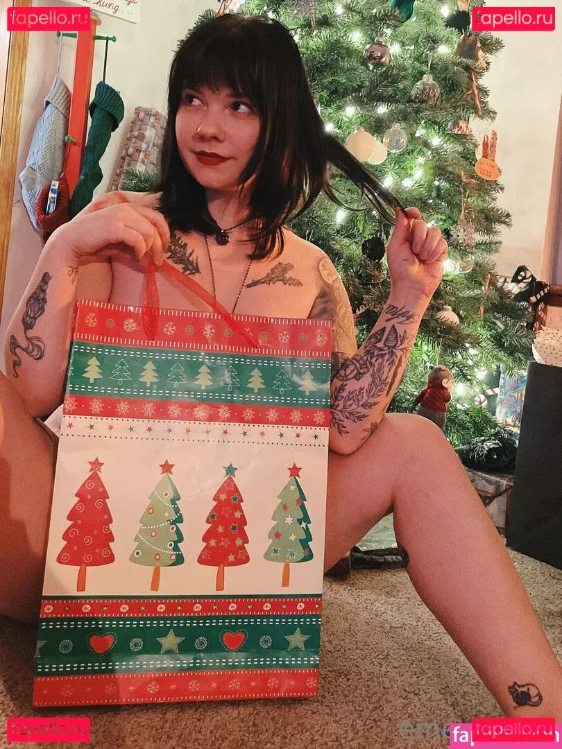 emeraldpixifree Onlyfans Photo Gallery 