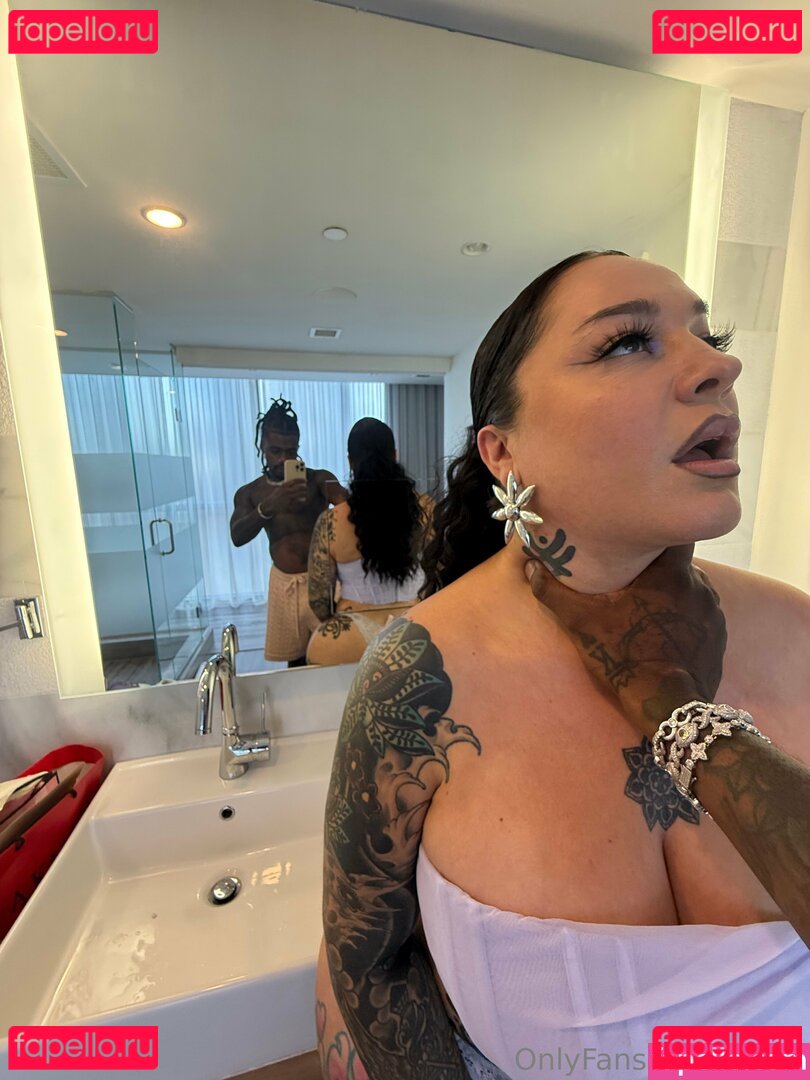 hikey Nude Onlyfans Photo 17