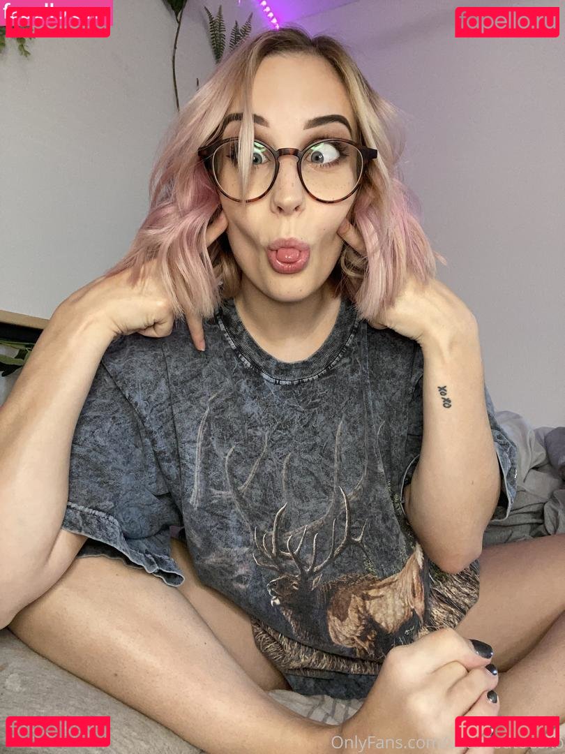 StonedToesXO Nude Onlyfans Photo 17