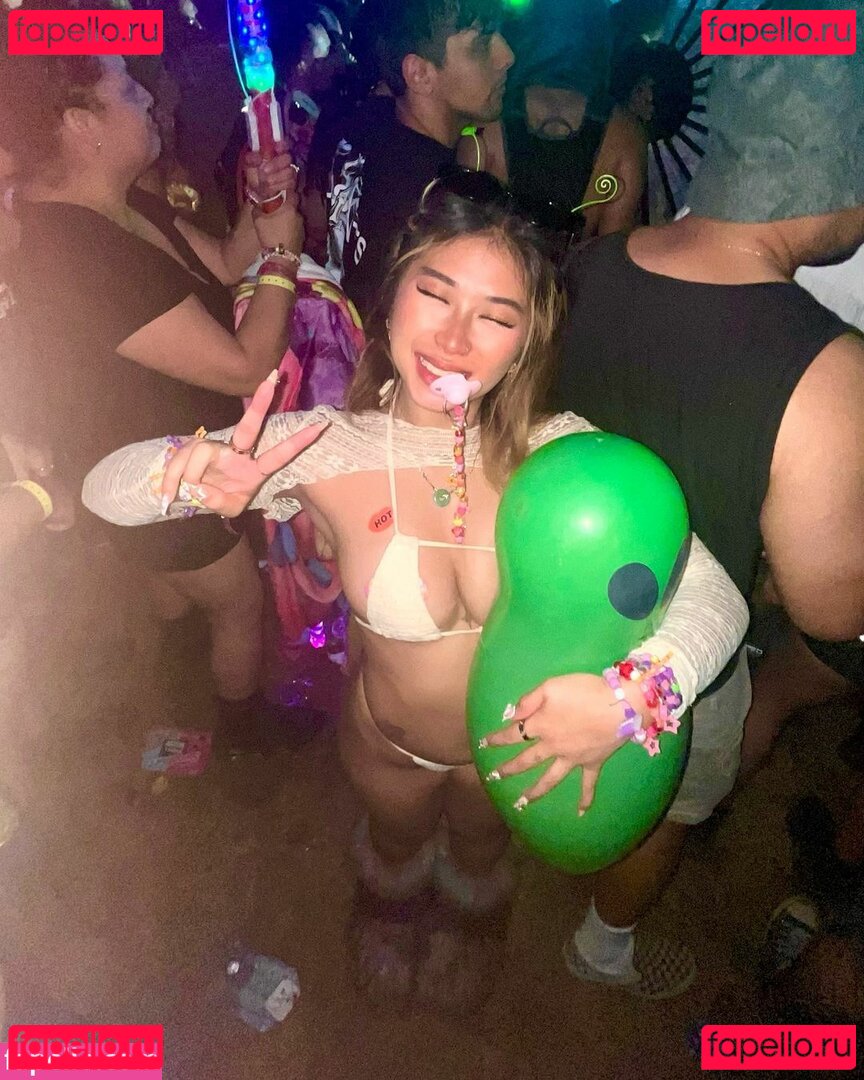 Kelly Bui Nude Onlyfans Photo 10