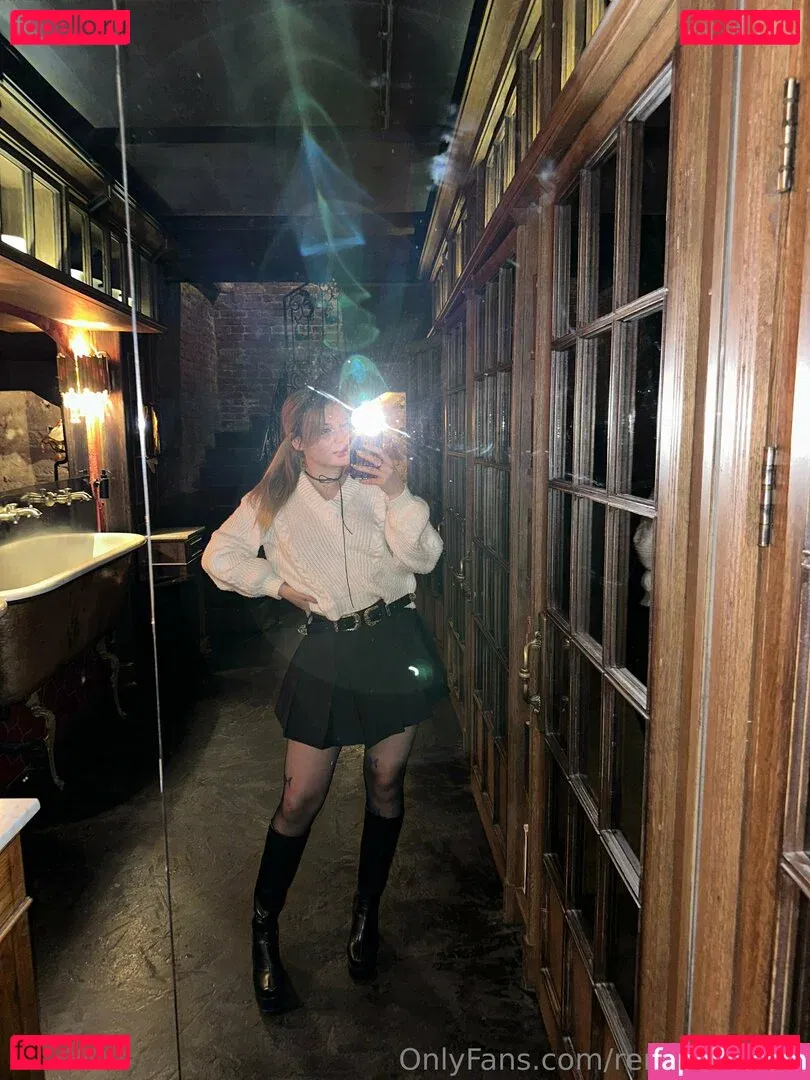 Renata_moon Onlyfans Photo Gallery 