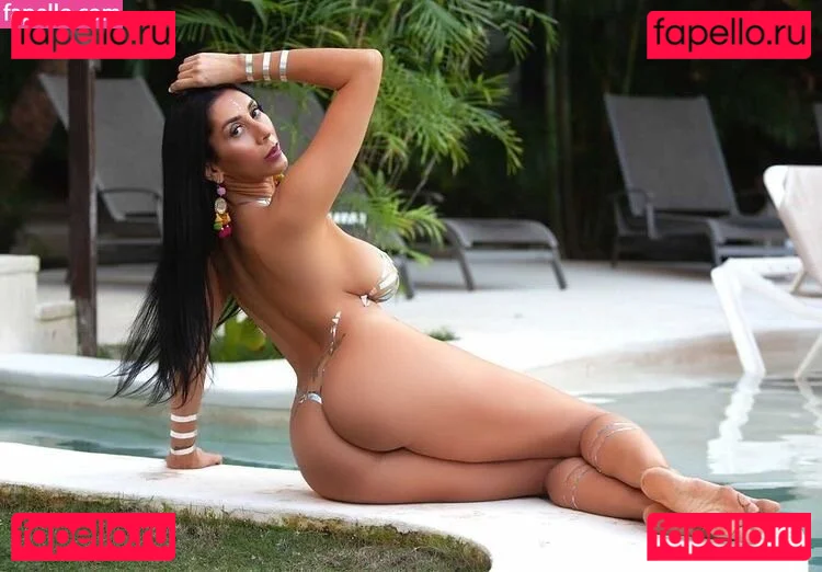 Jennelle Gordon Onlyfans Photo Gallery 