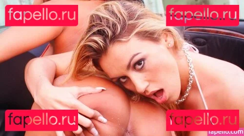 Jennelle Gordon Onlyfans Photo Gallery 