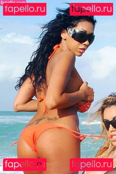 Jennelle Gordon Onlyfans Photo Gallery 