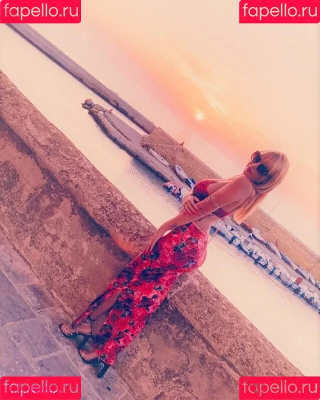 Luana88chloe Onlyfans Photo Gallery 