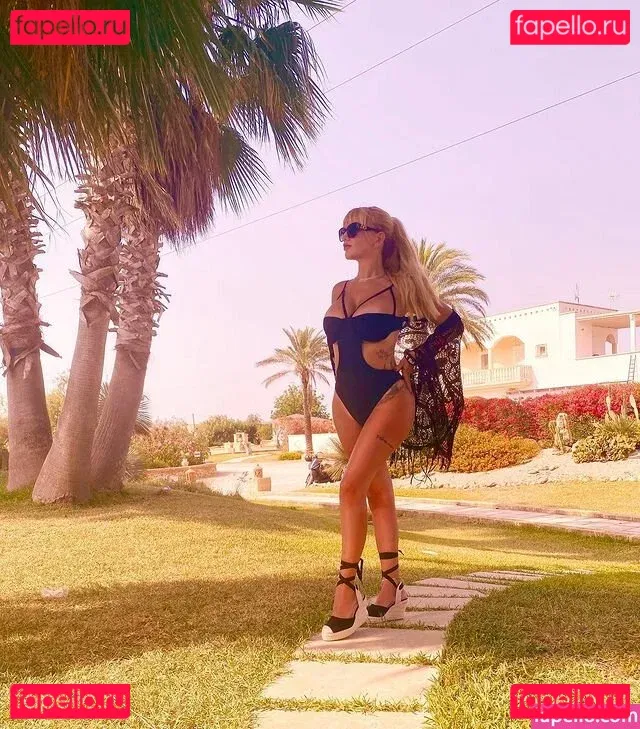 Luana88chloe Onlyfans Photo Gallery 