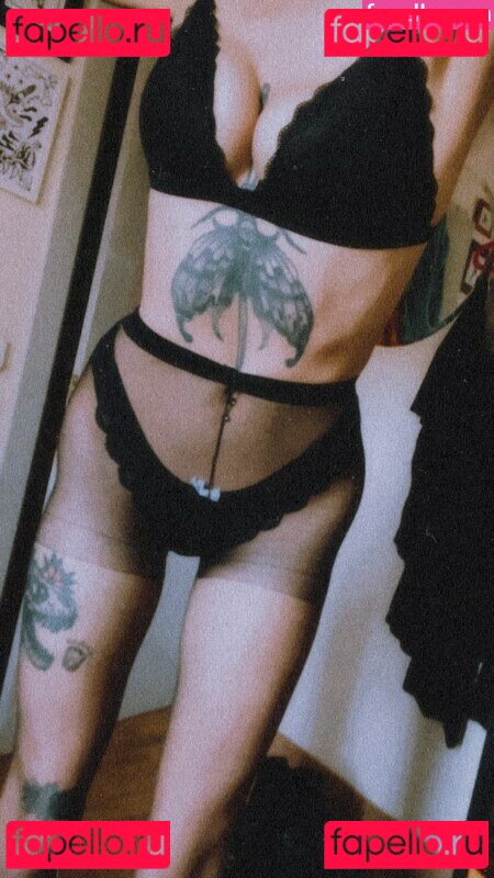 MiaVonFox Nude Onlyfans Photo 26
