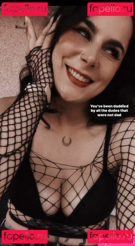 MiaVonFox Nude Onlyfans Photo 10